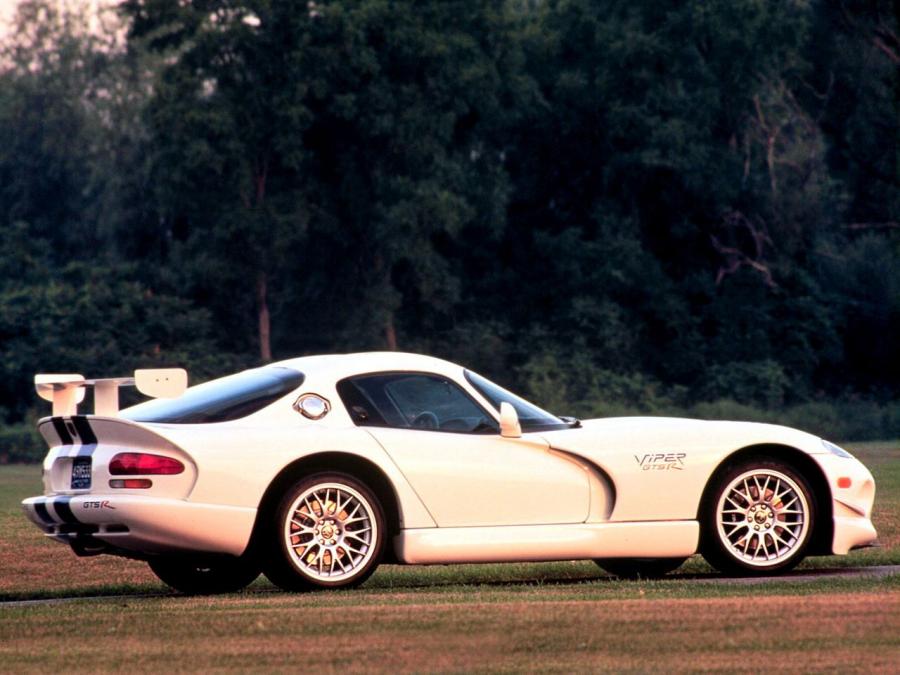  Dodge Viper GTS-R GT2 Championship Edition 1998 года  (фото 8 из 16)